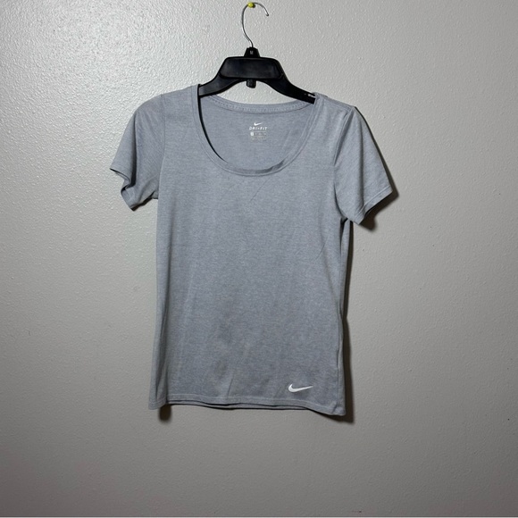 Nike Women Athletic Blue Dri-Fit shirt size XS - Picture 1 of 7